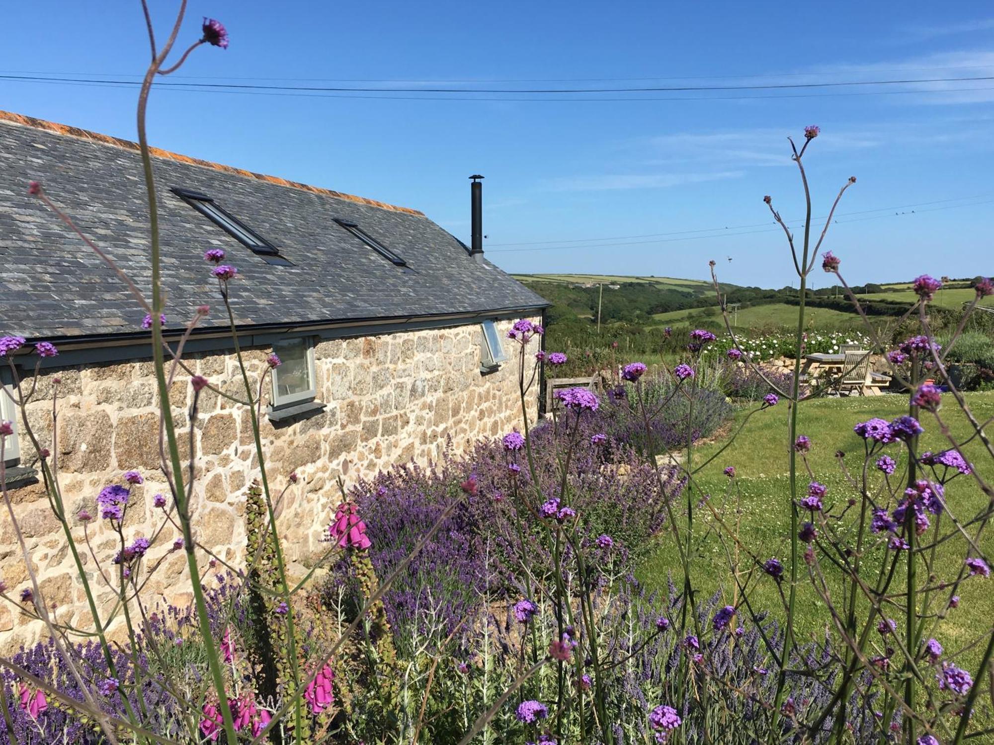 Trengothal Barn Apartment Porthcurno Exterior photo